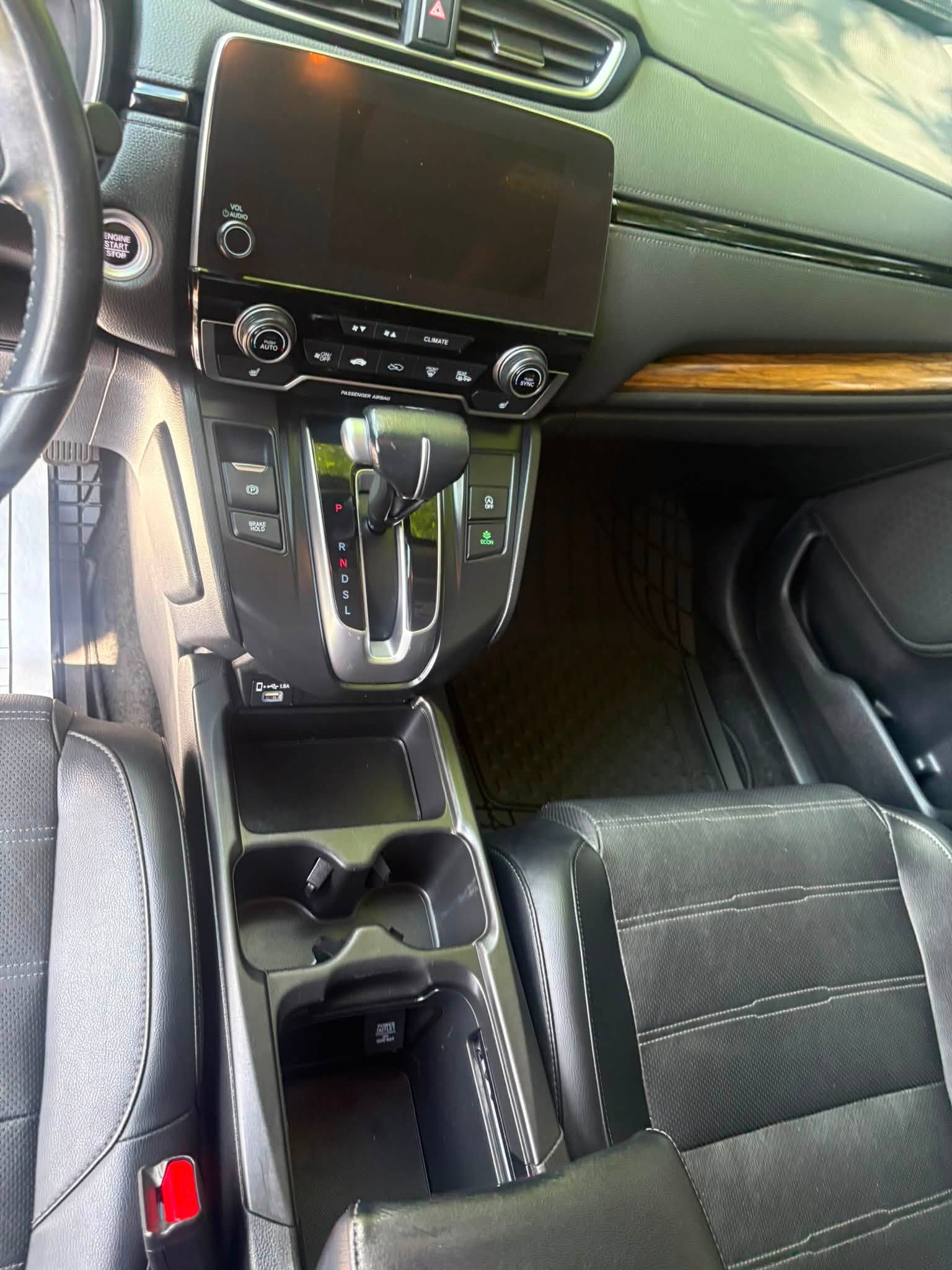 Cleaned center console, shifter, and cup holders